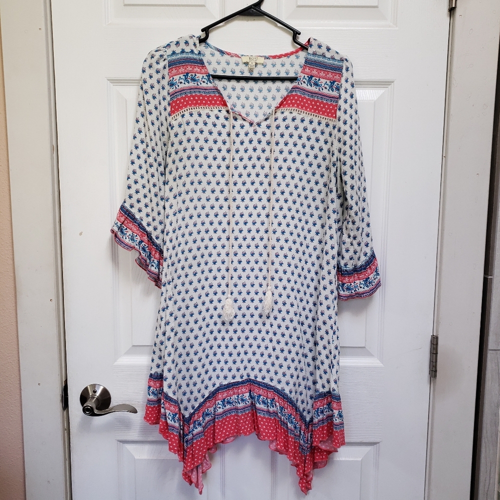Kori America White Blue Coral Floral Boho Tassel Handkerchief Hem Dress
